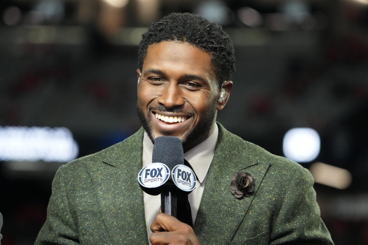 Reggie Bush Finally Getting His Heisman Trophy Back What Took So Long Bounding Into Sports