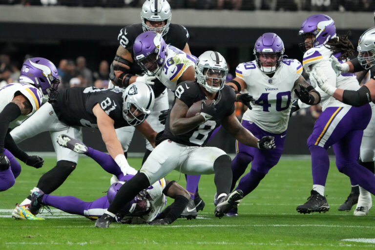 NFL: Minnesota Vikings at Las Vegas Raiders