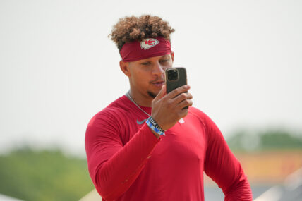 Patrick Mahomes Has Perfect Reaction To Las Vegas Raiders ‘Kermit’ Troll Job