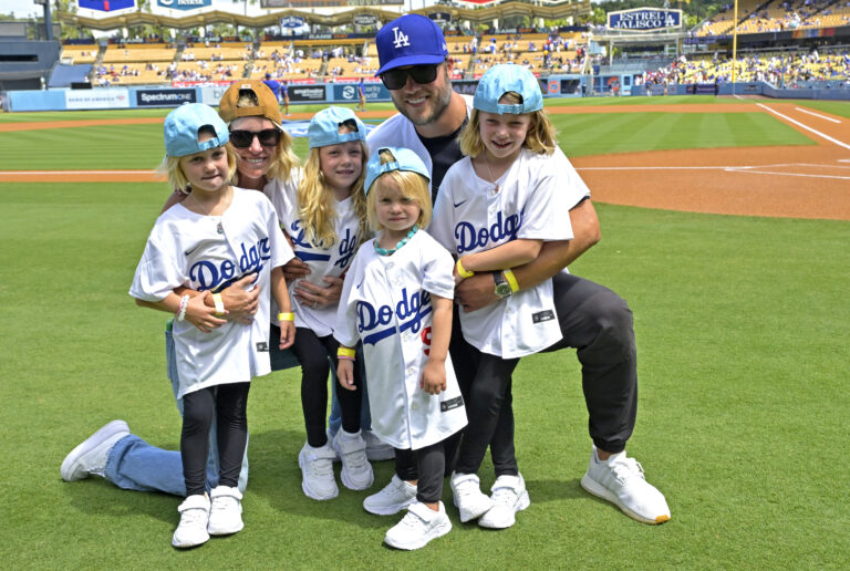 Matthew Stafford, Kelly Stafford