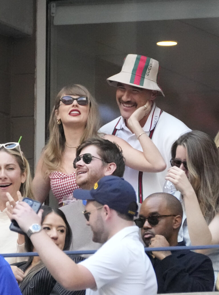 Taylor Swift, Travis Kelce